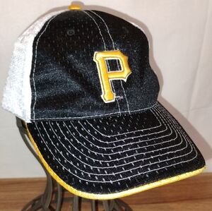 Pittsburgh Pirates BWM Global Men's Hat Adjustable Mesh Embroidered